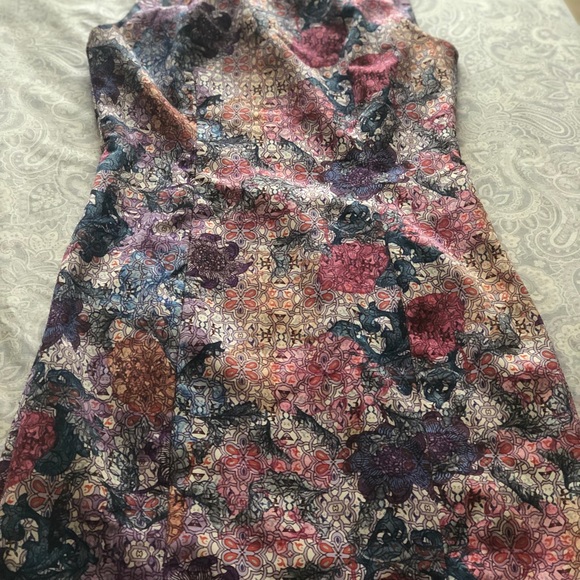 Lovely H&M dress - Picture 2 of 11